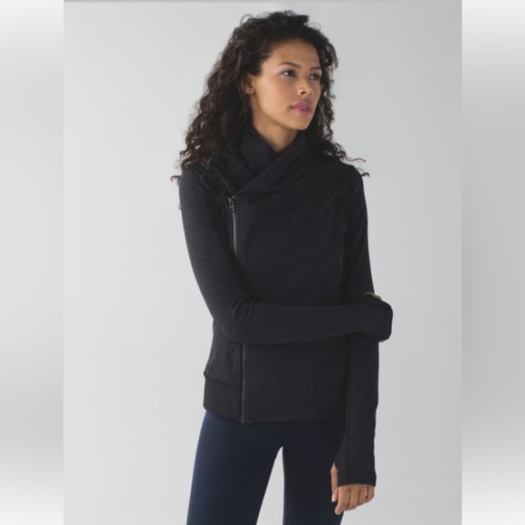 lululemon athletica Sweaters - Lululemon Bhakti Yoga Jacket Size 12